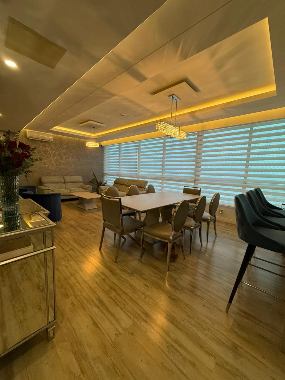 Maui, Apartamento Amoblado en Alquiler en Costa del Este (DD525)